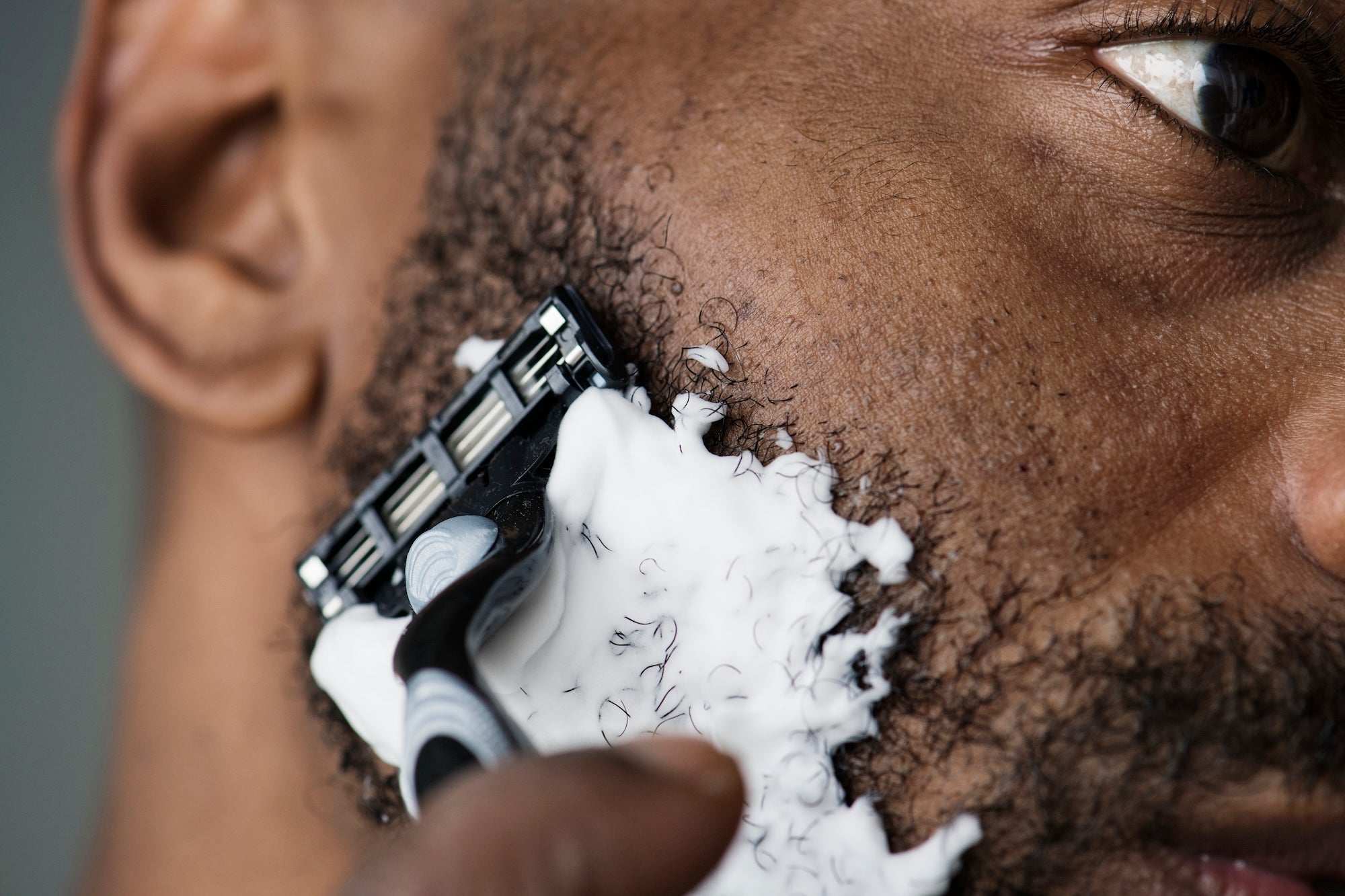 How to prevent razor bumps for men – Wild Roman